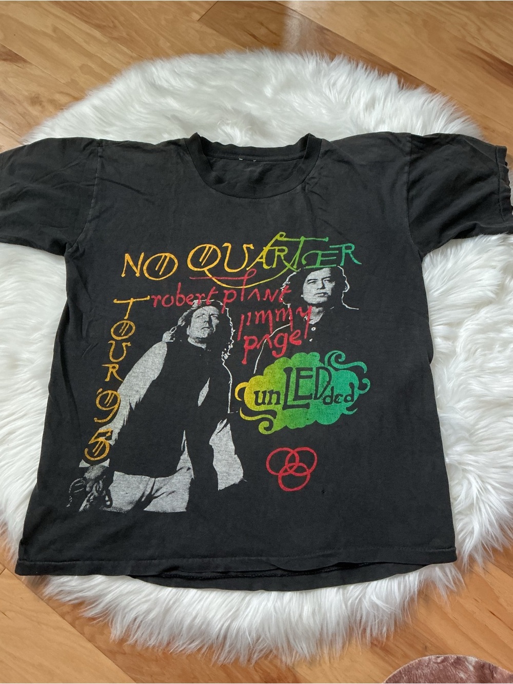 vintage 1995 Jimmy Page and Robert Plant "No Quarter" world tour concert tshirt